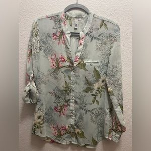 Kit from the Kloth Jasmine Chiffon Blouse
